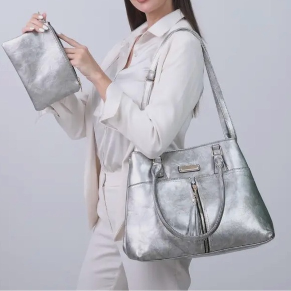 Silver Handbag Set - Picture 2 of 2